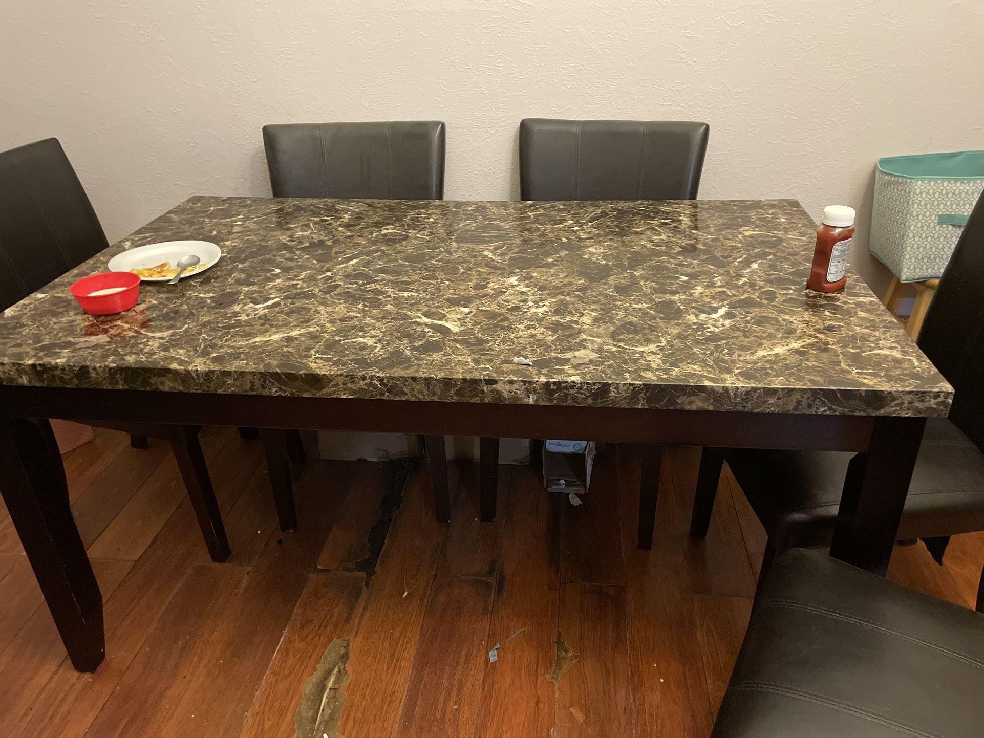 Dinning Room Table