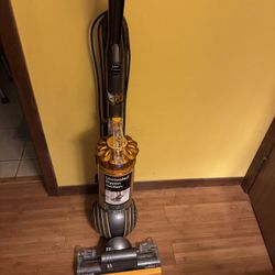 Dyson Ball Multi Floor 2 Upright Vacuum Cleaner Orange "Yellow" UP19