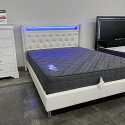 New Queen Bed Frame With Mattress 