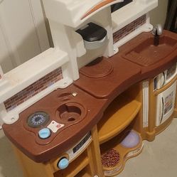 Play Kitchen