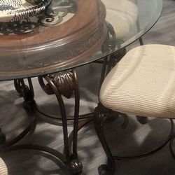 BEAUTIFULLY crafted Glass And Wood Dinning Table