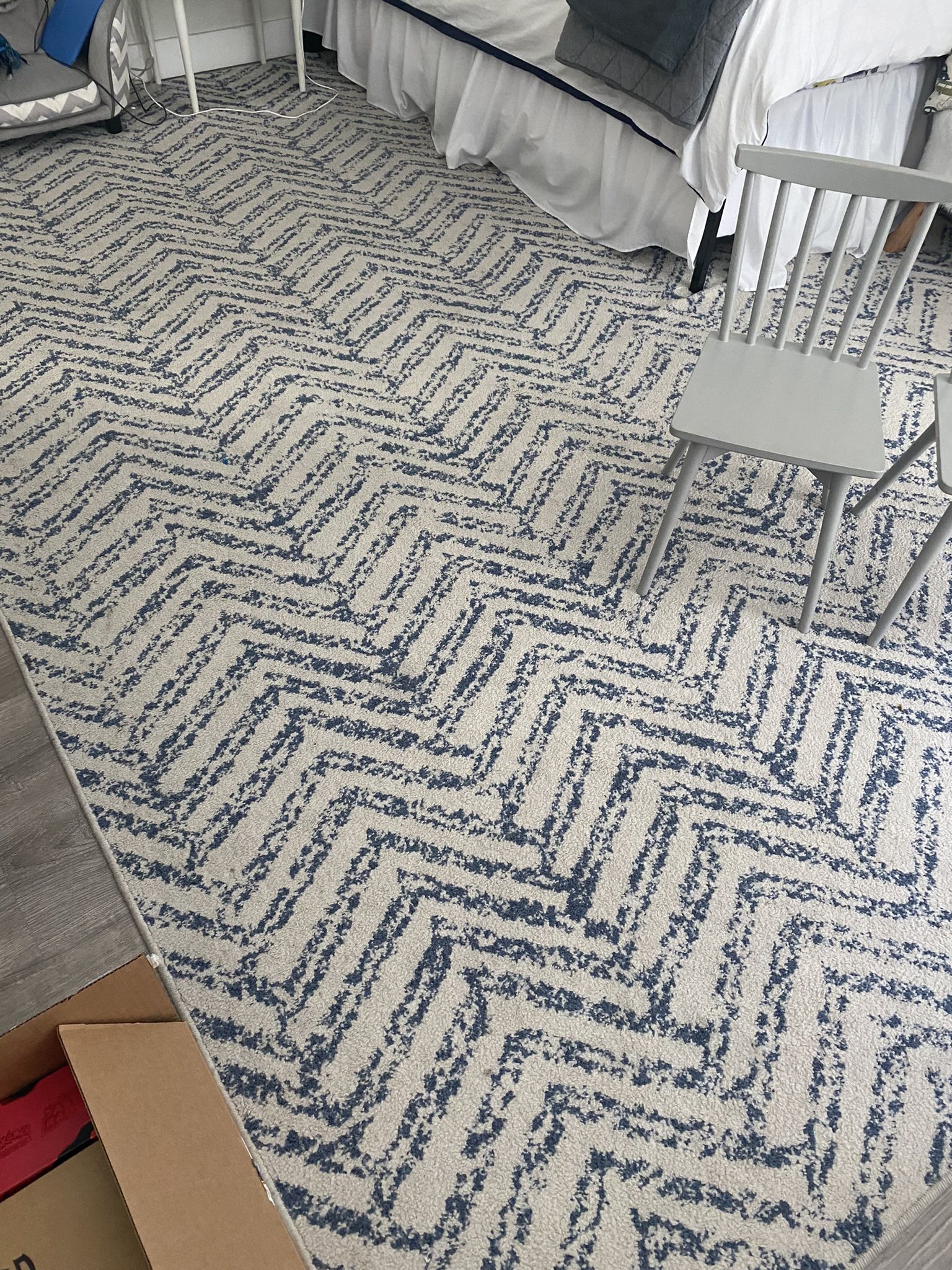 12x9 Blue And White  Rug 