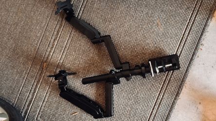 Dual monitors arm with desk mount
