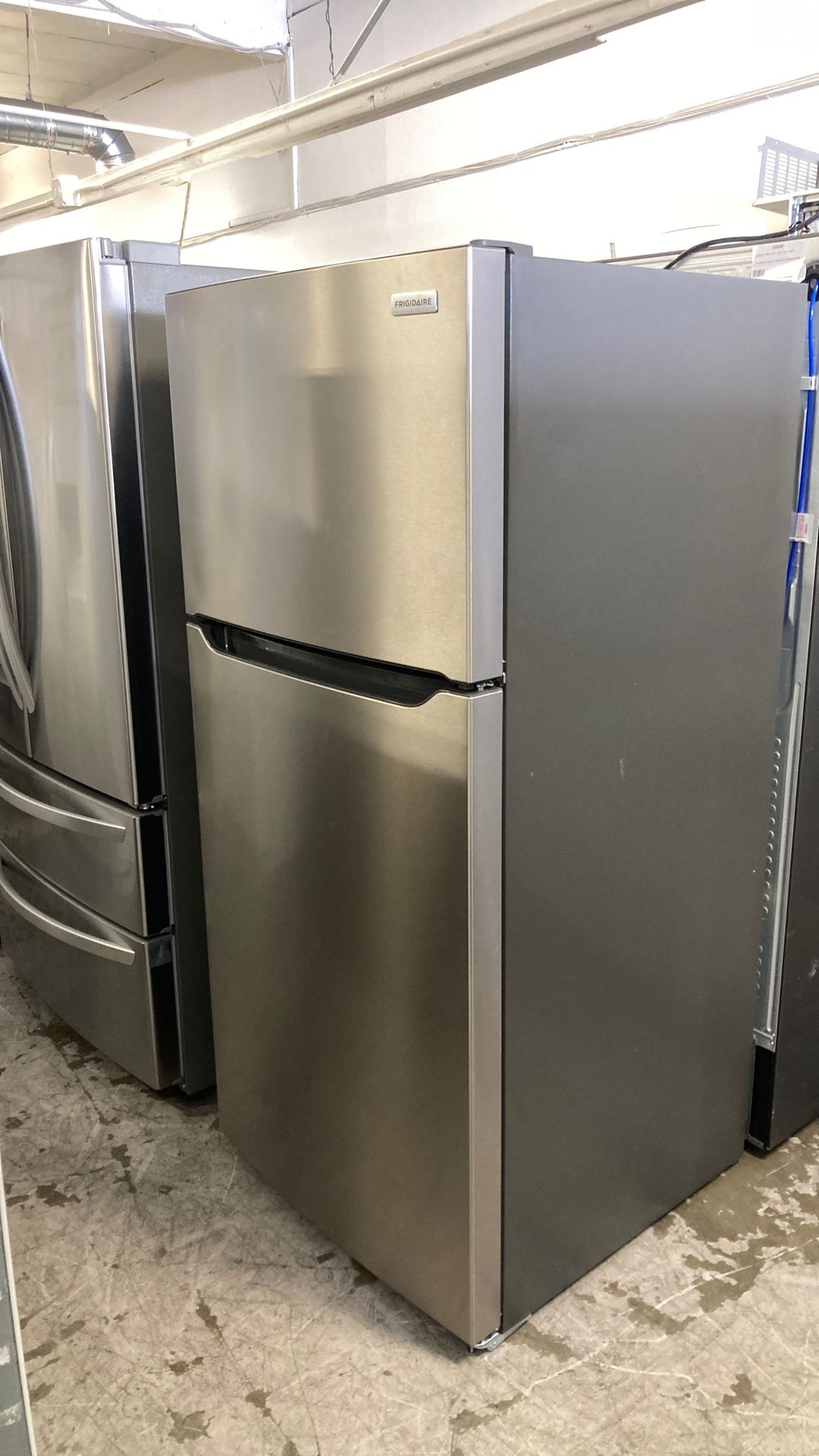 Top Freezer Refrigerator