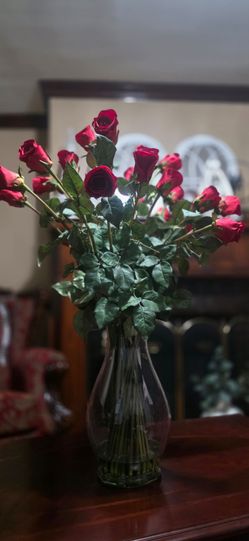 Clear Glass Rose Flower Vase