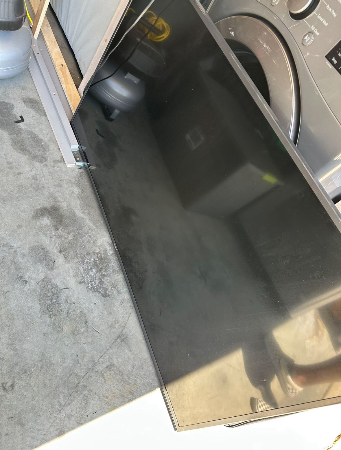 Samsung 50" LED TV - $130