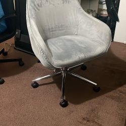 Swivel Chair 