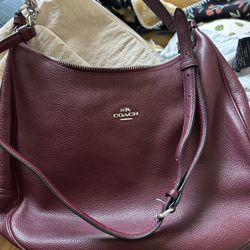 Coach Harley Hobo Bag in burgundy leather. 