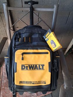 Dewalt  46 pockets backpack on wheels