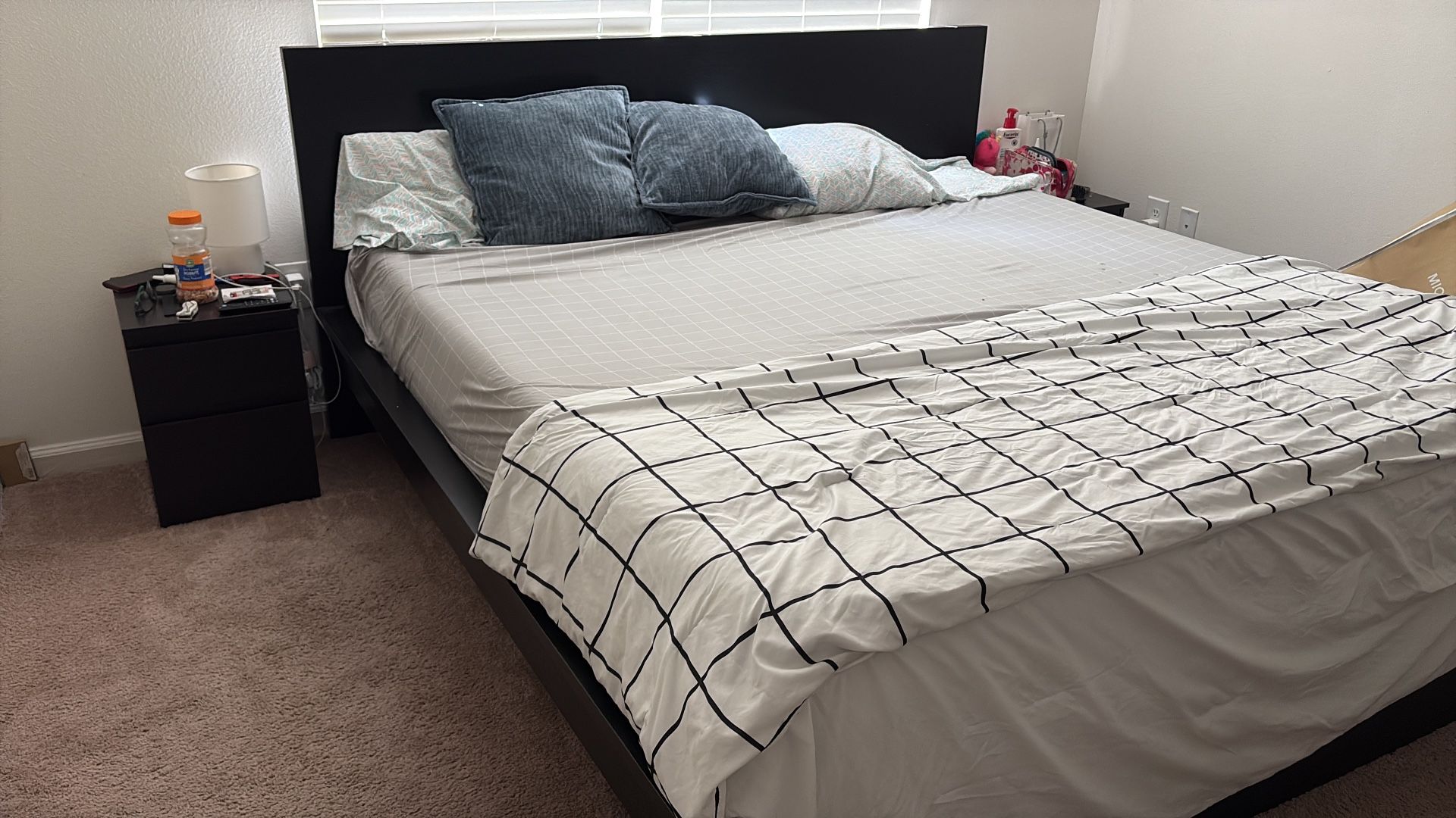 King Bed + 2 Night Stands