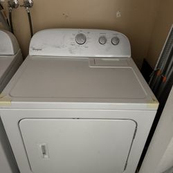 Whirlpool Washier And Dryer 