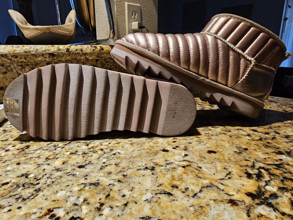 Aldo Slippere/ Slides