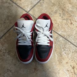7.5 Women's Air Jordan 1 Low Chicago flip