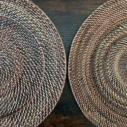 Williams Sonoma-  8 Nito Round Placemats 