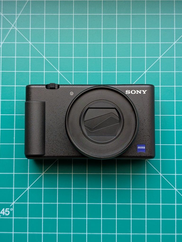 Sony ZV1 Digital Camera Like New