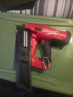 Milwaukee Fraiming Nailer