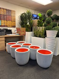 White planters
