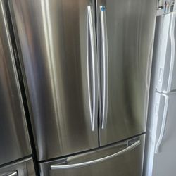 Refrigerator Wide33h69 $495