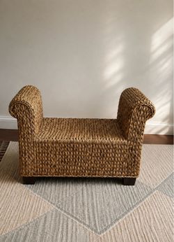 Seagrass Ottoman