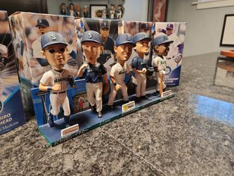 2008 Complete Set Mariner Bobbleheads