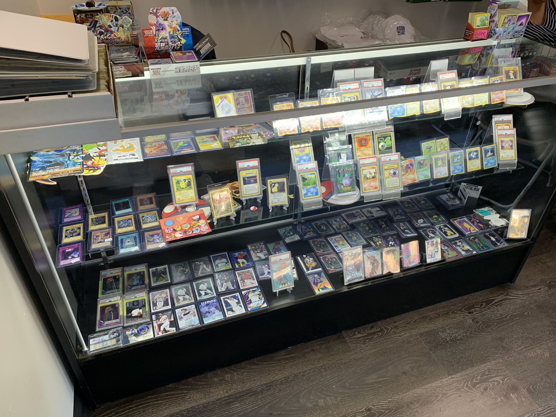 Gary’s Pokemart! Pokémon Yugioh Sports Cards
