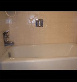 American Standard P2607 Spectra 66" × 32" cast-iron alcove bathtub