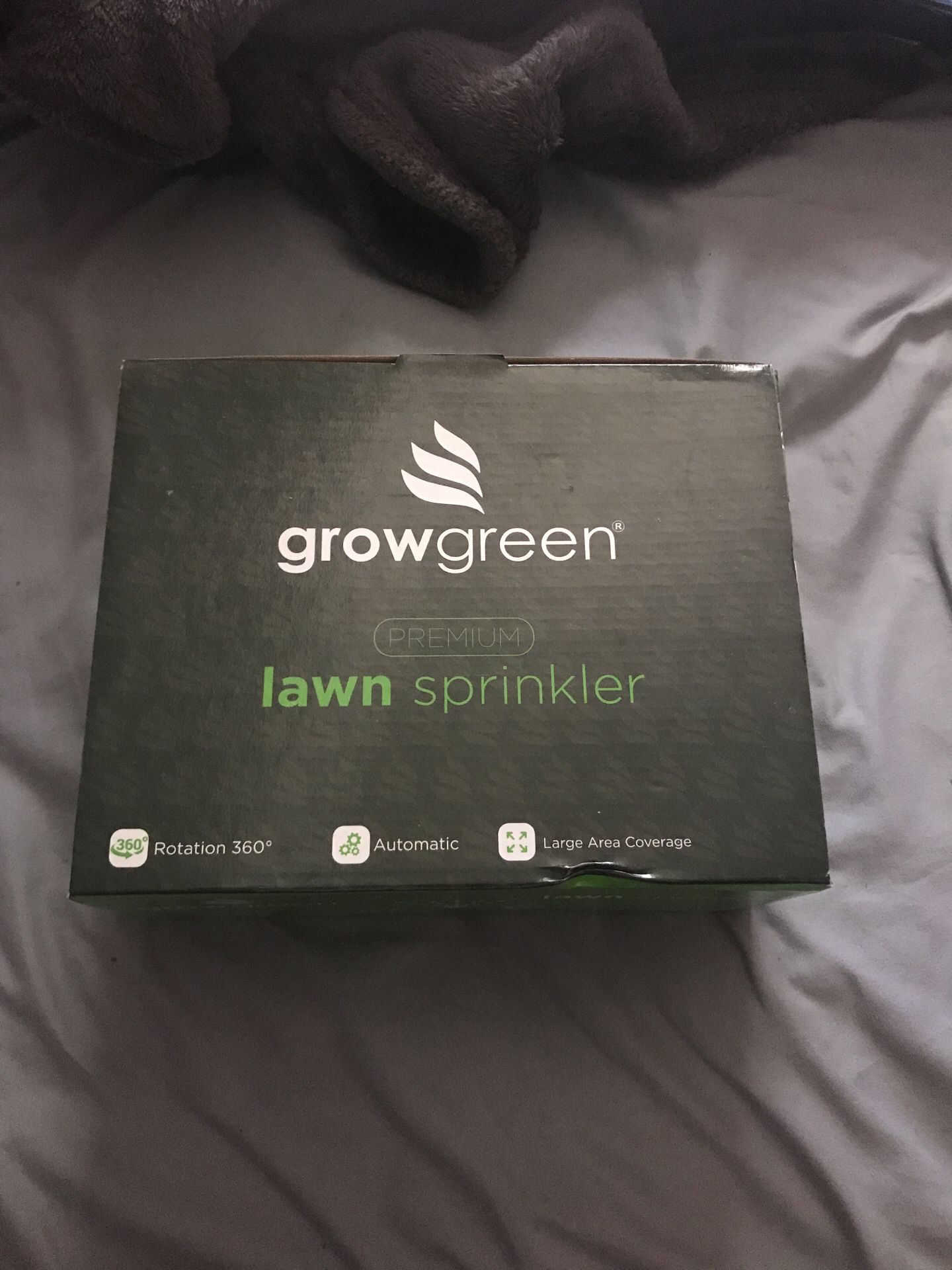 Grow green lawn sprinkler