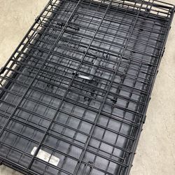 Small Dog Crate Ex Cond 