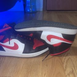 Jordan 1s Mid