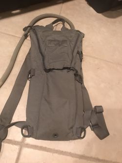 New Adult's CAMELBAK Rogue Hydration Pack