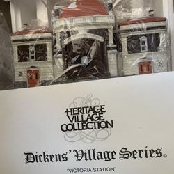 Dickens Village Series Victoria Station NEW IN BOX