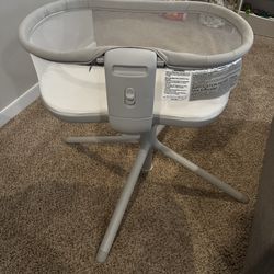 HALO Bassinet Swivel Sleeper