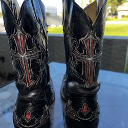 Intricate Mens Black Cowboy Boots 