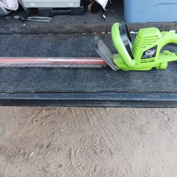 Bush Trimmers 