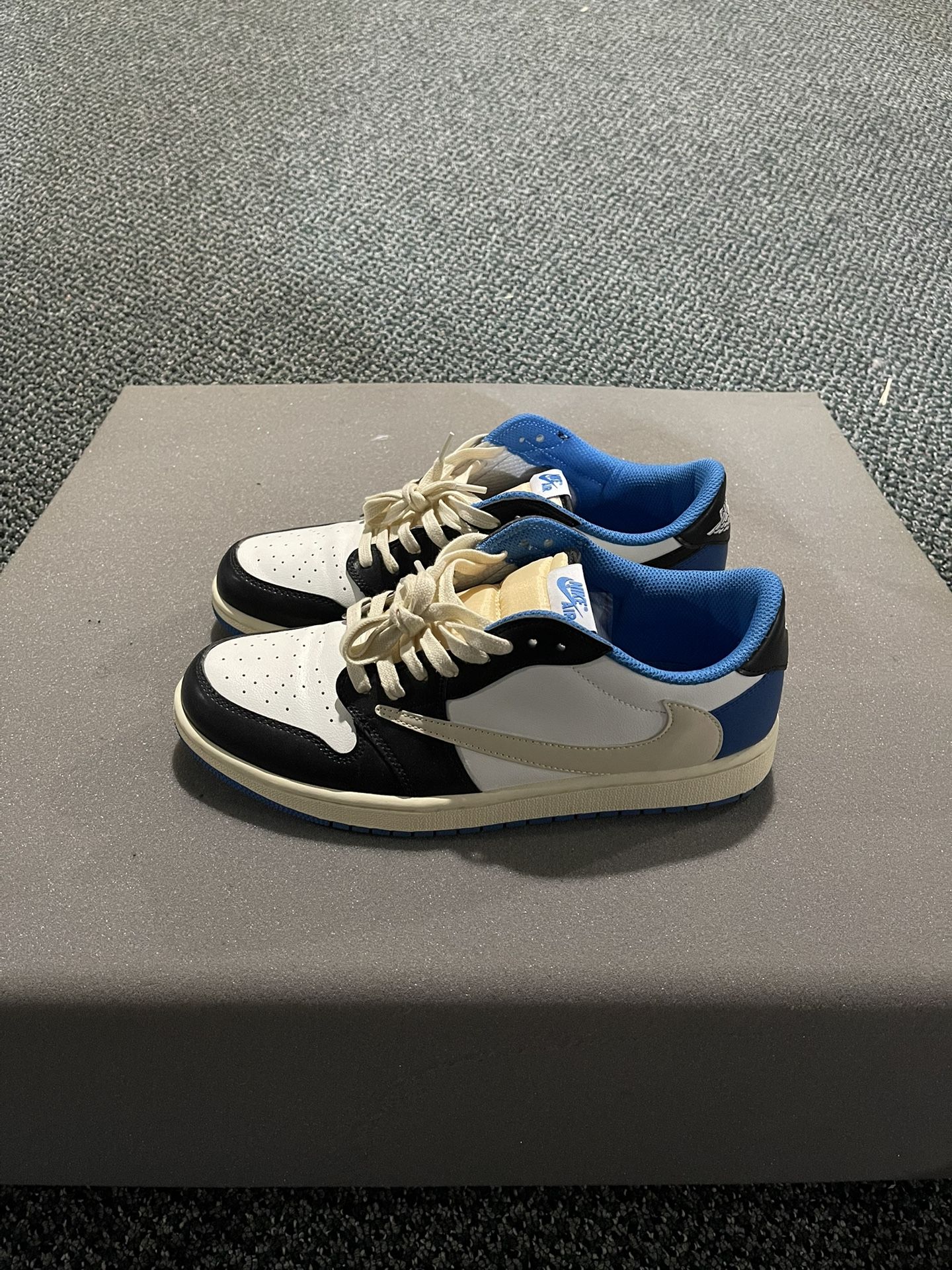 Travis Scott Fragment Jordan 1 Low Size 12