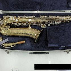 CONN (USA) MADE ALTO ALTO SAXOPHONE