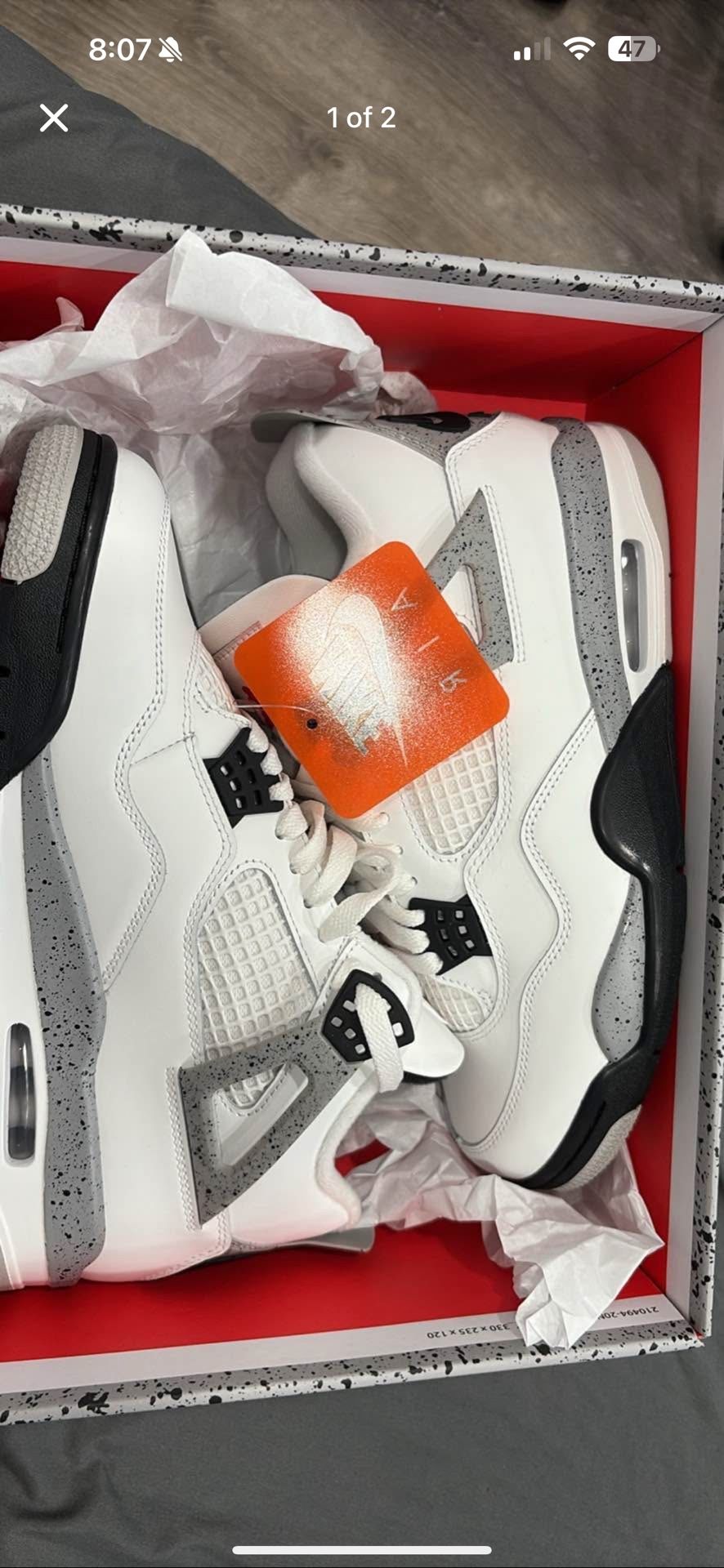 Jordan 4s