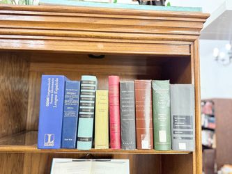 Lot of 9 Vintage Reference Books