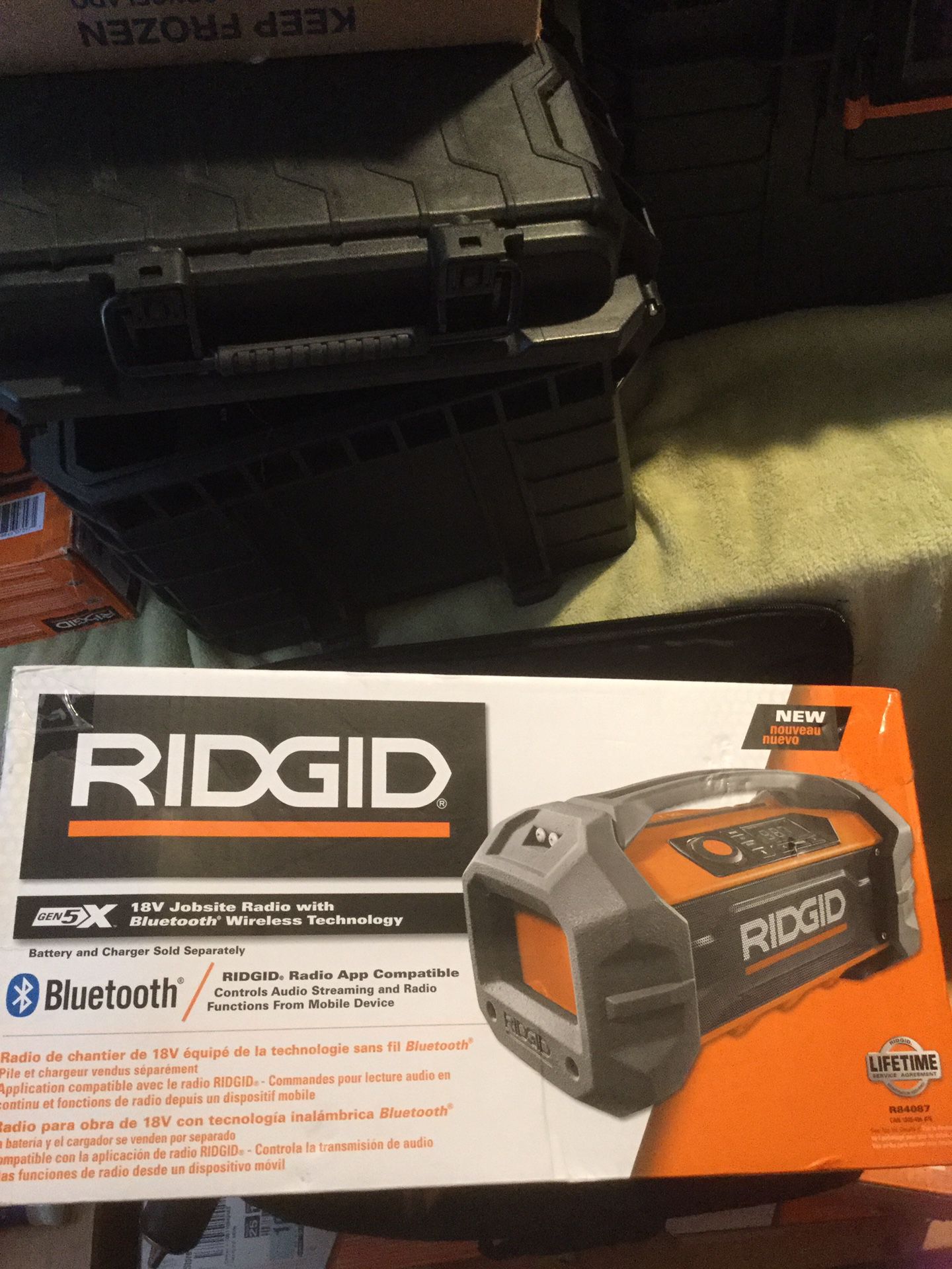 Ridgid Generation 5x Bluetooth play your own Music on the Job site Radio Brand new never opened