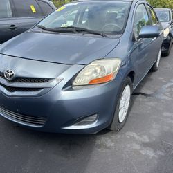 2007 Yaris