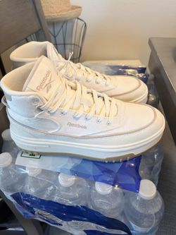 Reebok Tennis Shoes Sz 7.5