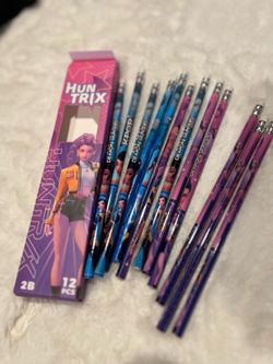 K-pop  12 pencils