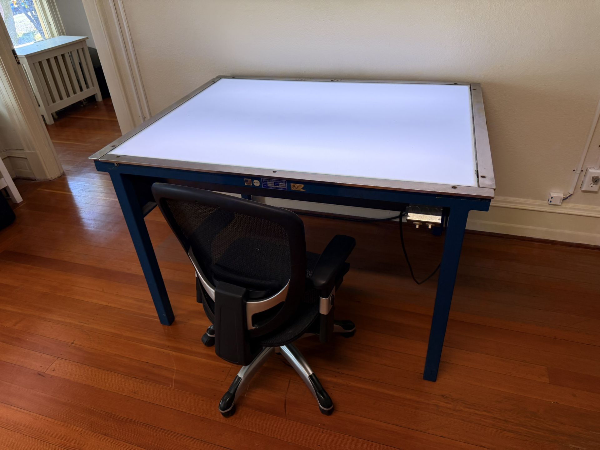 Millington LT-D Professional Light Table — 40×60, Steel FrameA J