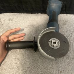 Bosch GWS18V-8N 18V Brushless 4-1/2 In. Angle Grinder with Slide Switch (Bare Tool) No Battery Negotiable Cash Only