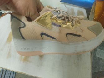 Pink and Gold Low-Top Sport Sneaker hillis
