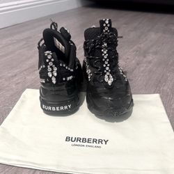 Burberry Limited Edition Crystal Sneakers Size 40/10