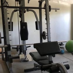 Gold’s Gym Squat Rack With Cables