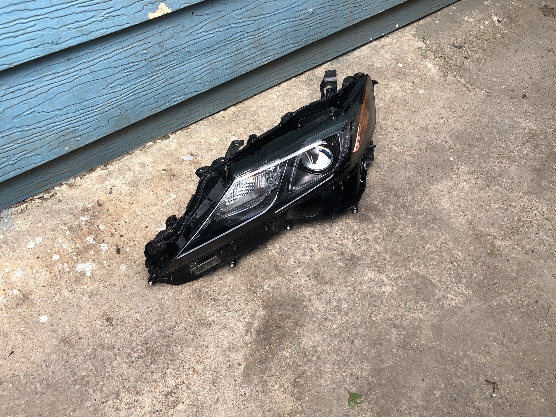 2018-2022 Toyota Camry Left Headlight Oem 