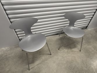 Modern Designer Chair Benhardt Design Orbit