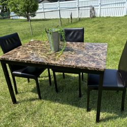 Table Wt 3 Chairs ( Good Condition )